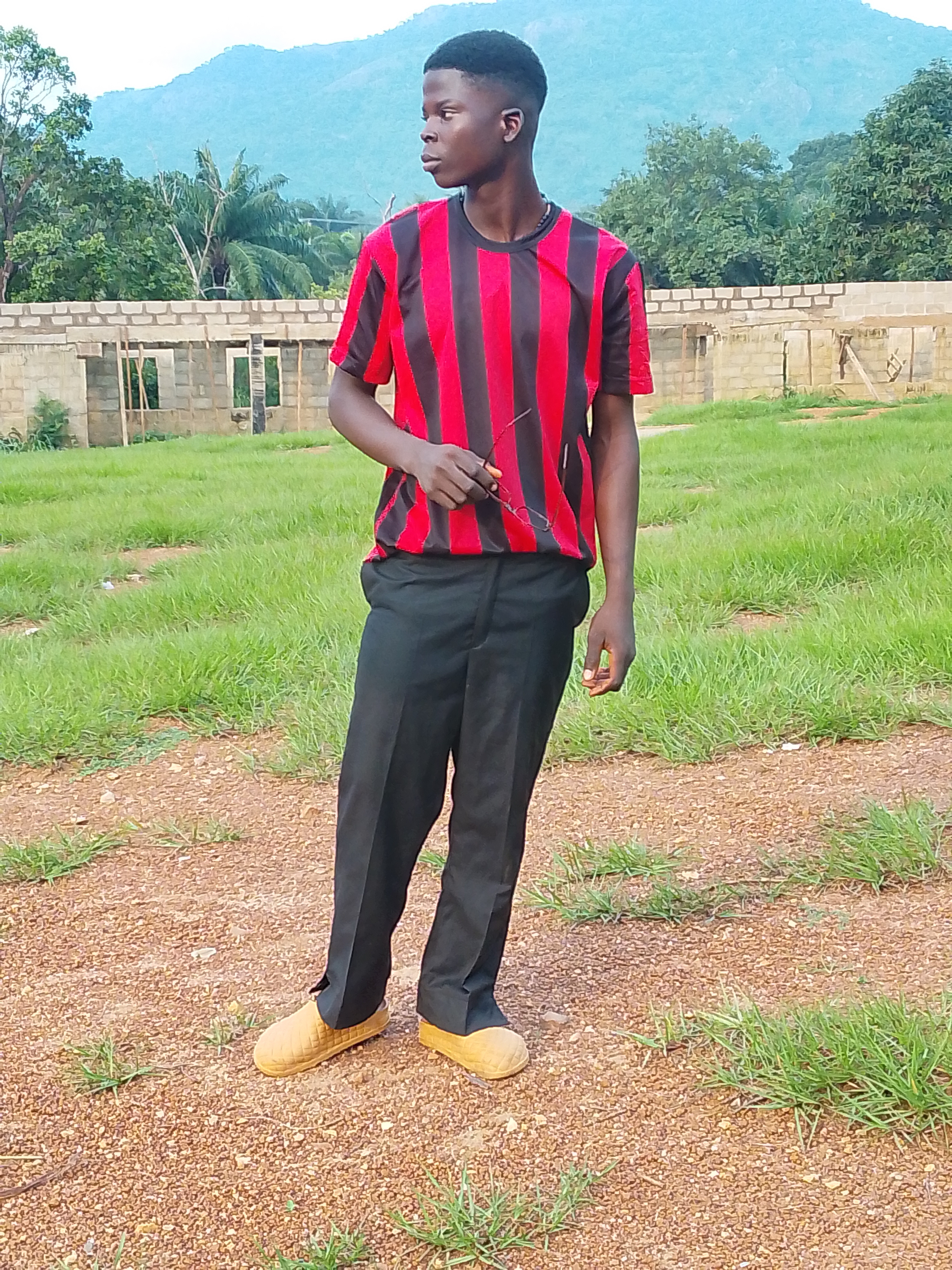 NEHEMIAH Iwhoulinre Profile Picture