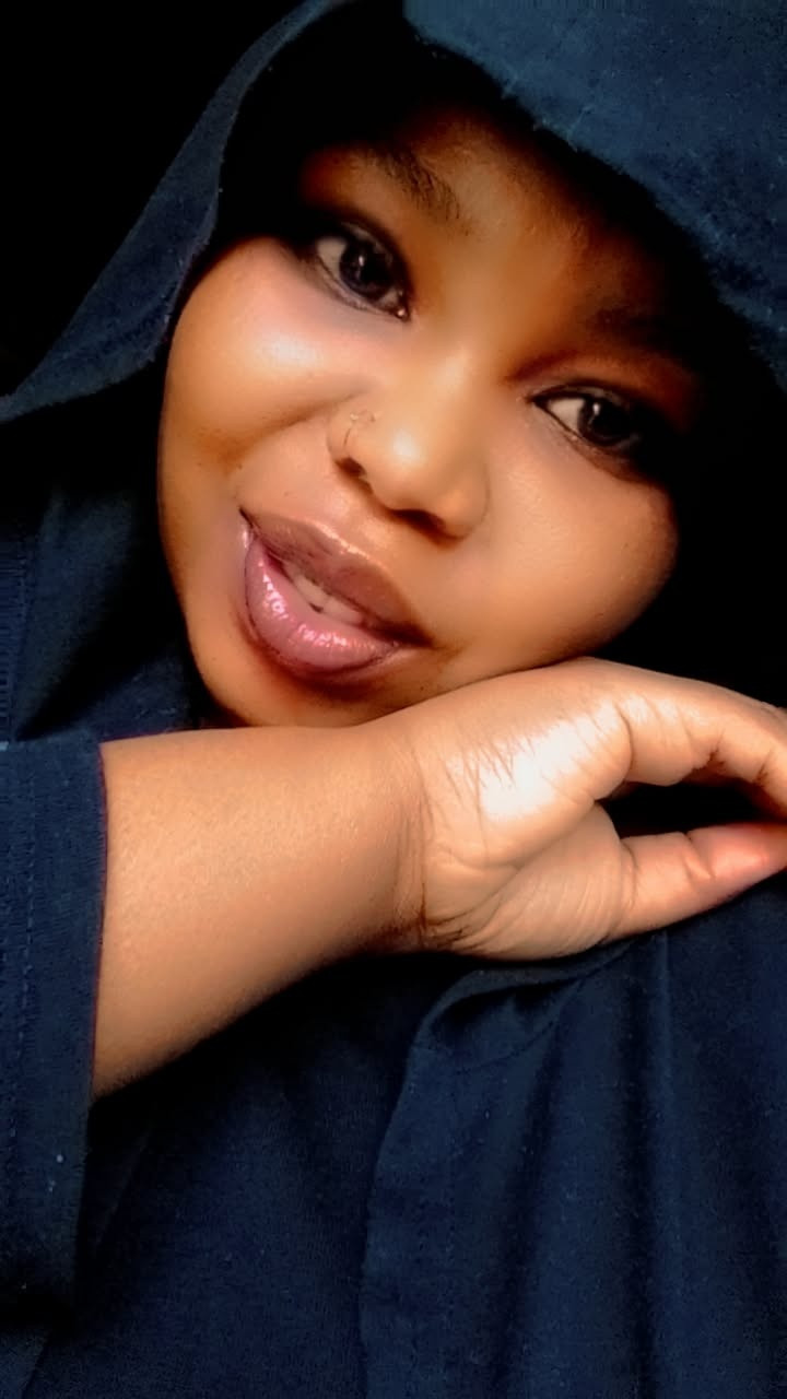 Jabulile Mogasthwa Profile Picture