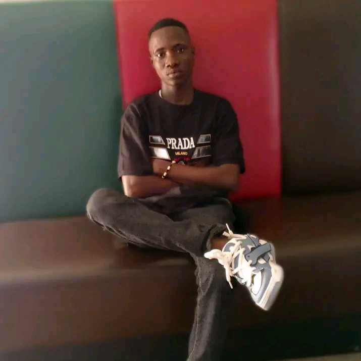 JUNIOR JAWARD Profile Picture