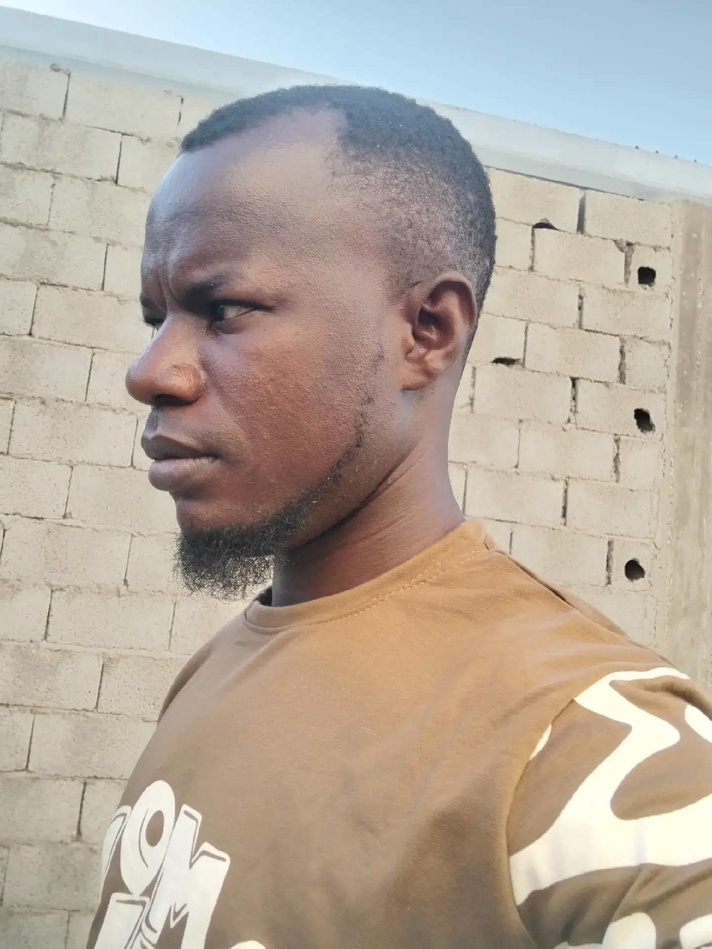 Tunji Ayanbisi Profile Picture