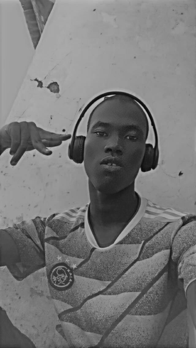 Hamza Zubairu Profile Picture