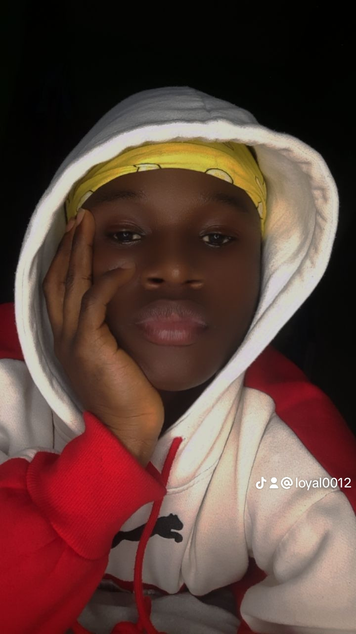 Łõ Ÿáỳ Profile Picture
