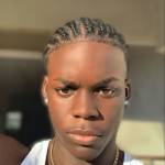 Teddy oleb Profile Picture