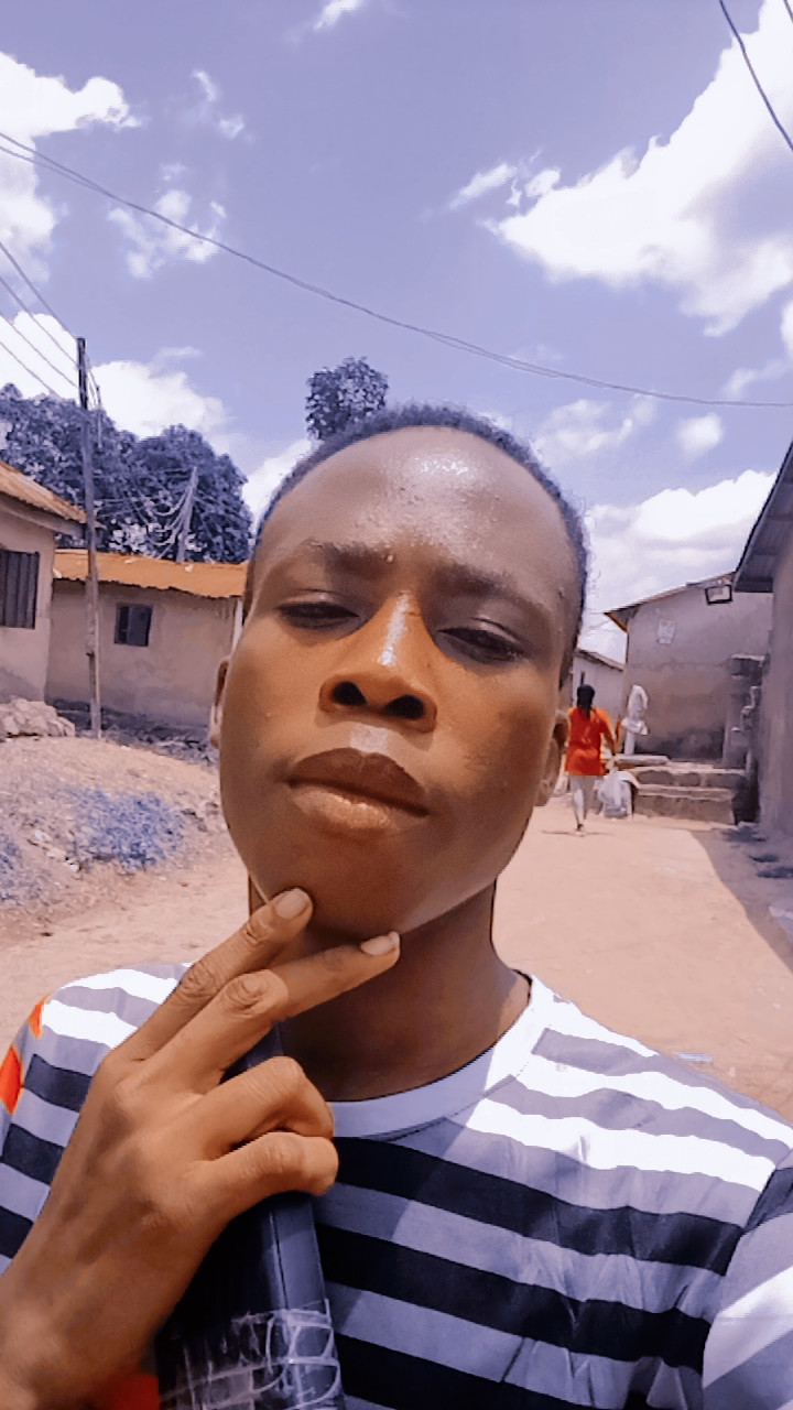 Chiz Monie Profile Picture