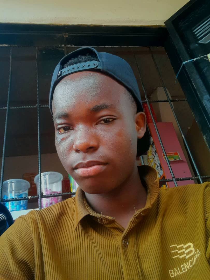 Okolie ËmmäÑuël Profile Picture